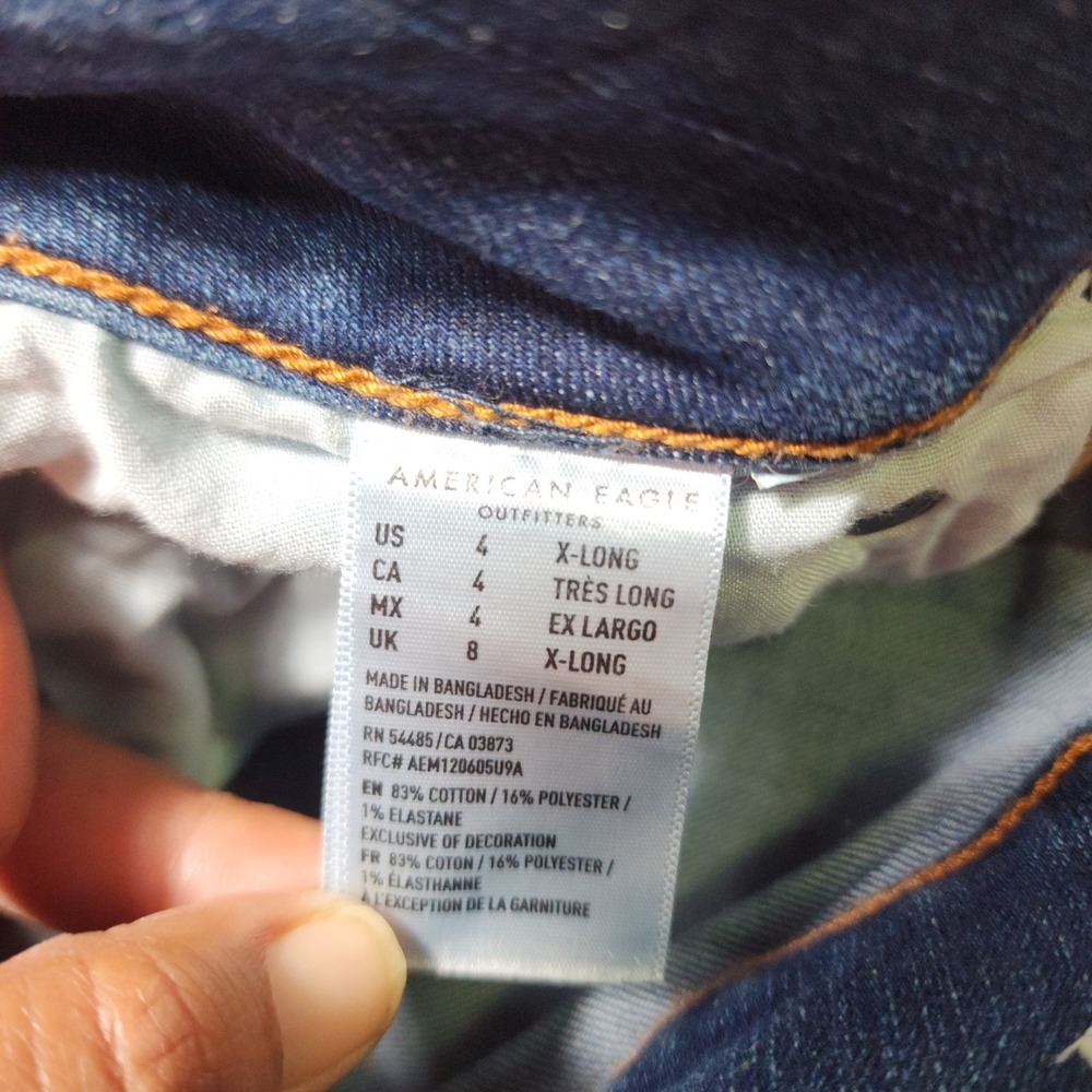 American Eagle Super Stretch Flare Jean Blue Medium Wash Size 4 X-Long Long Rise - Picture 4 of 9